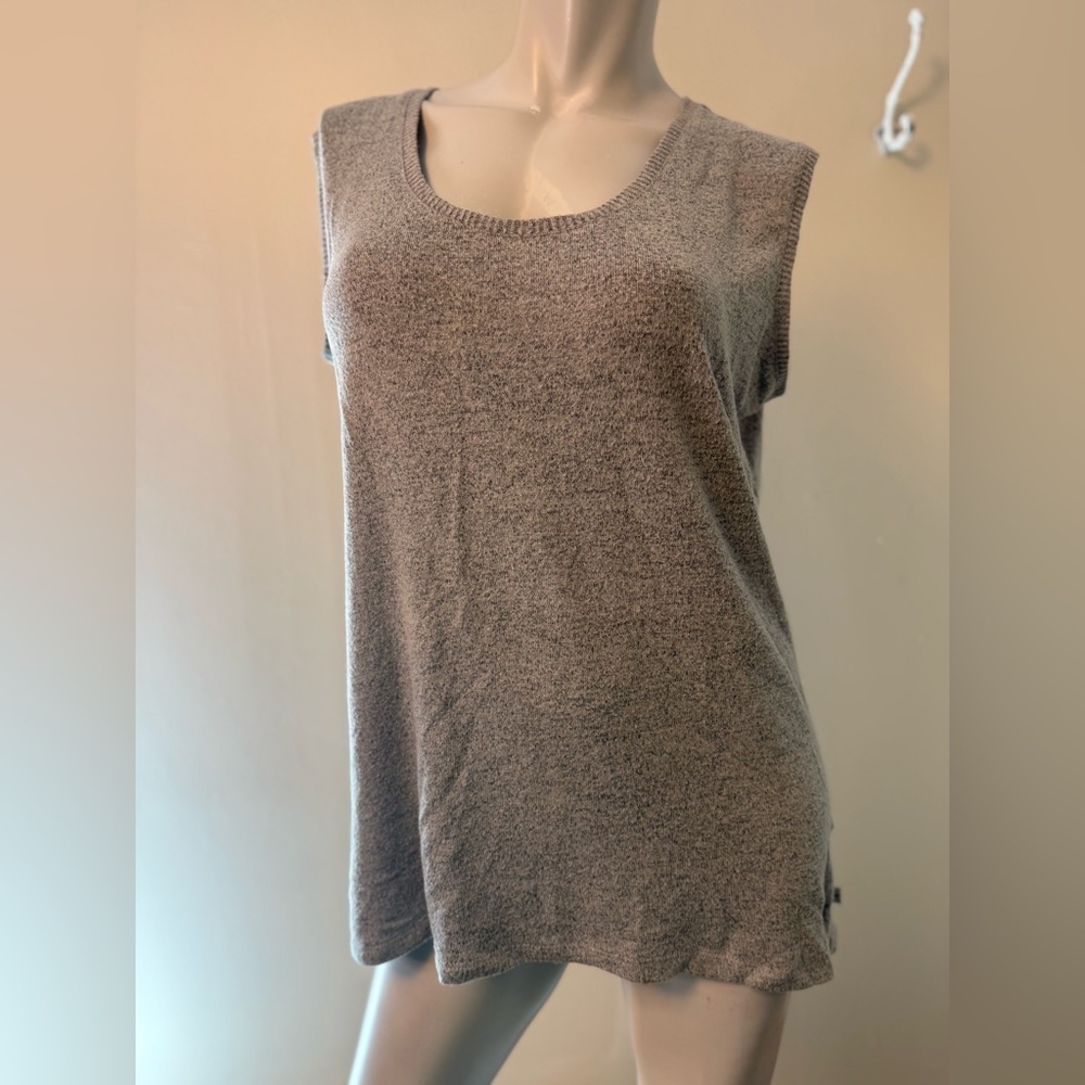 The Black Dog Muscle T Shirt Women’s Medium Heathered Grey